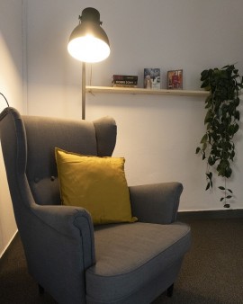 Biblioteka na Mackiewicza 6